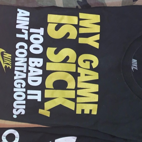 clothes - Picture 5 of 6